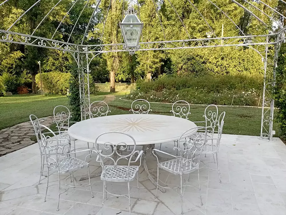 tavoli e sedie in ferro battuto da giardino - arte del ferro lodoli
